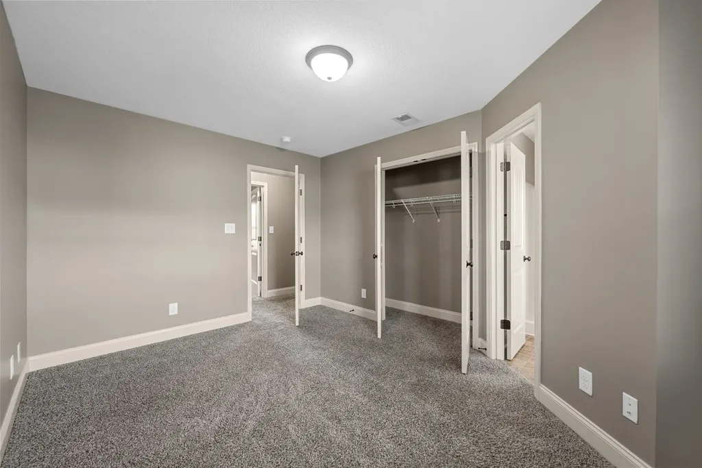 1772 Springwater Drive Clarksville TN 37042