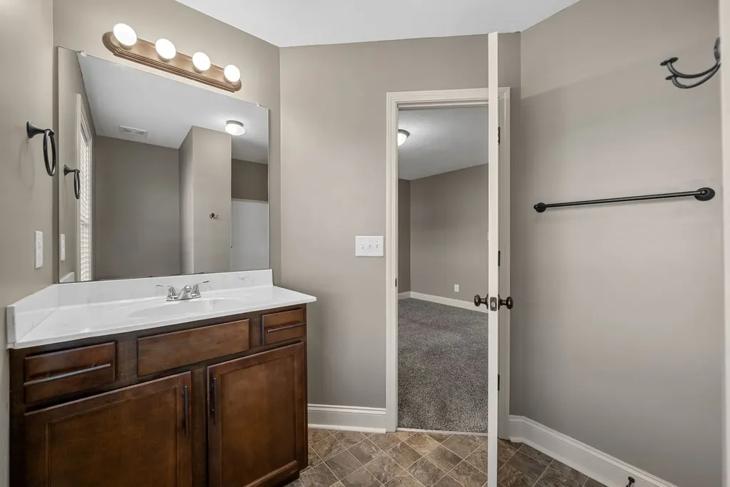 1772 Springwater Drive Clarksville TN 37042