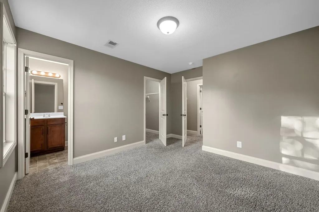 1772 Springwater Drive Clarksville TN 37042