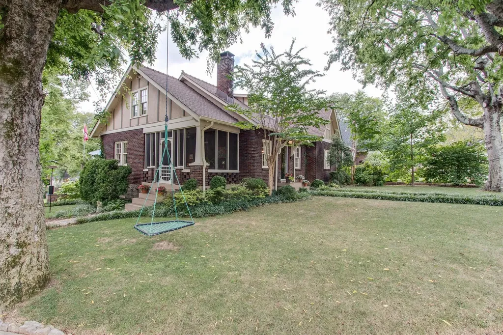 2901 Westmoreland Drive Nashville TN 37212