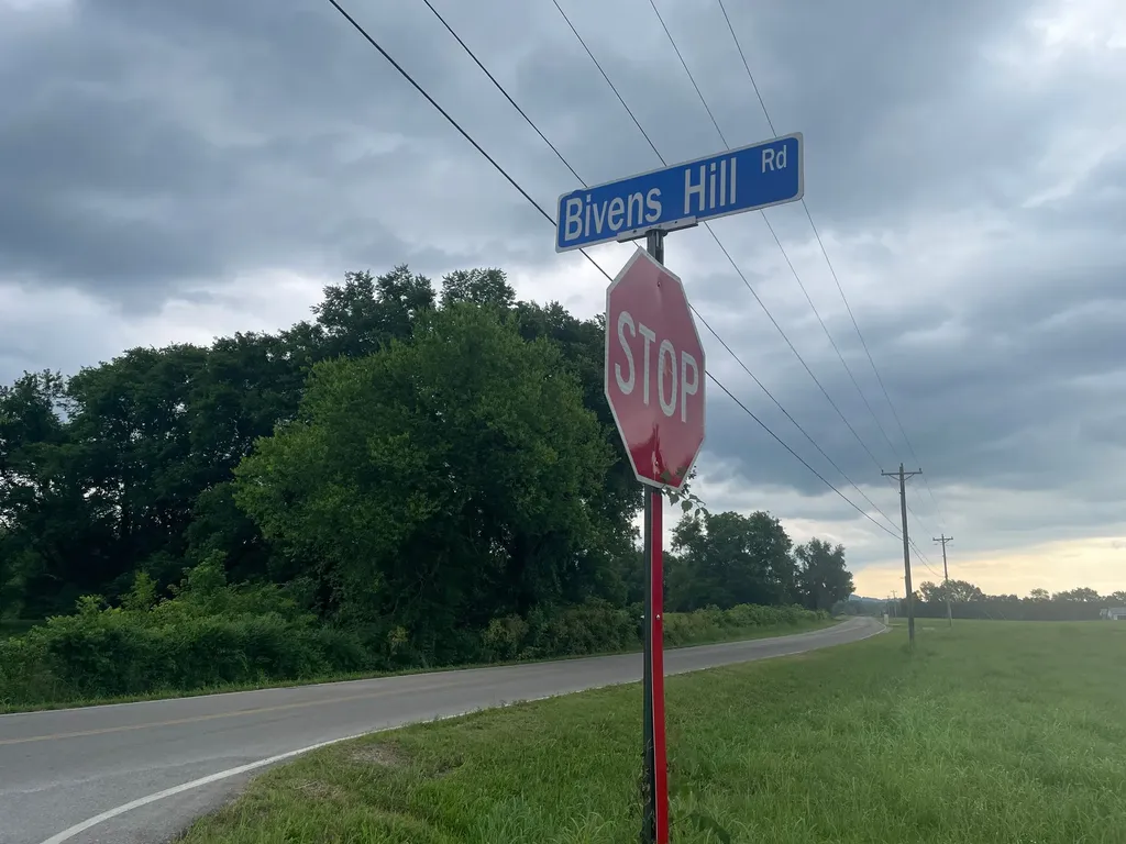 3822 Bivens Hill Road Readyville TN 37149