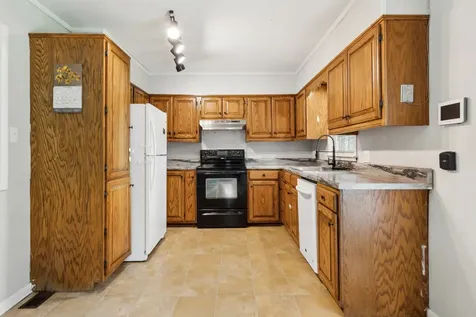 917 Springmont Drive Hopkinsville KY 42240