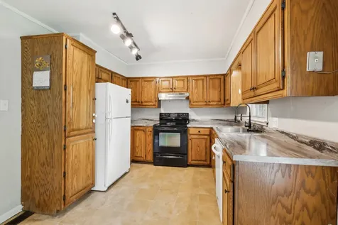 917 Springmont Drive Hopkinsville KY 42240