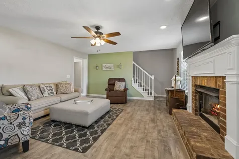 1928 Pennington Drive Murfreesboro TN 37129