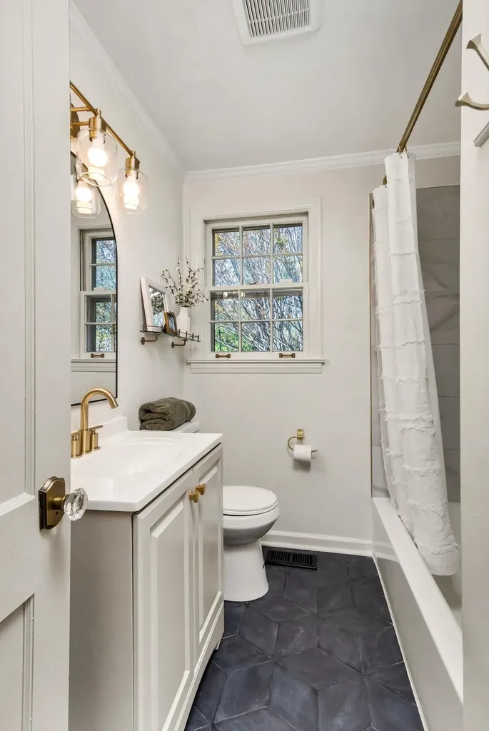 80 Jonell Drive Nashville TN 37210