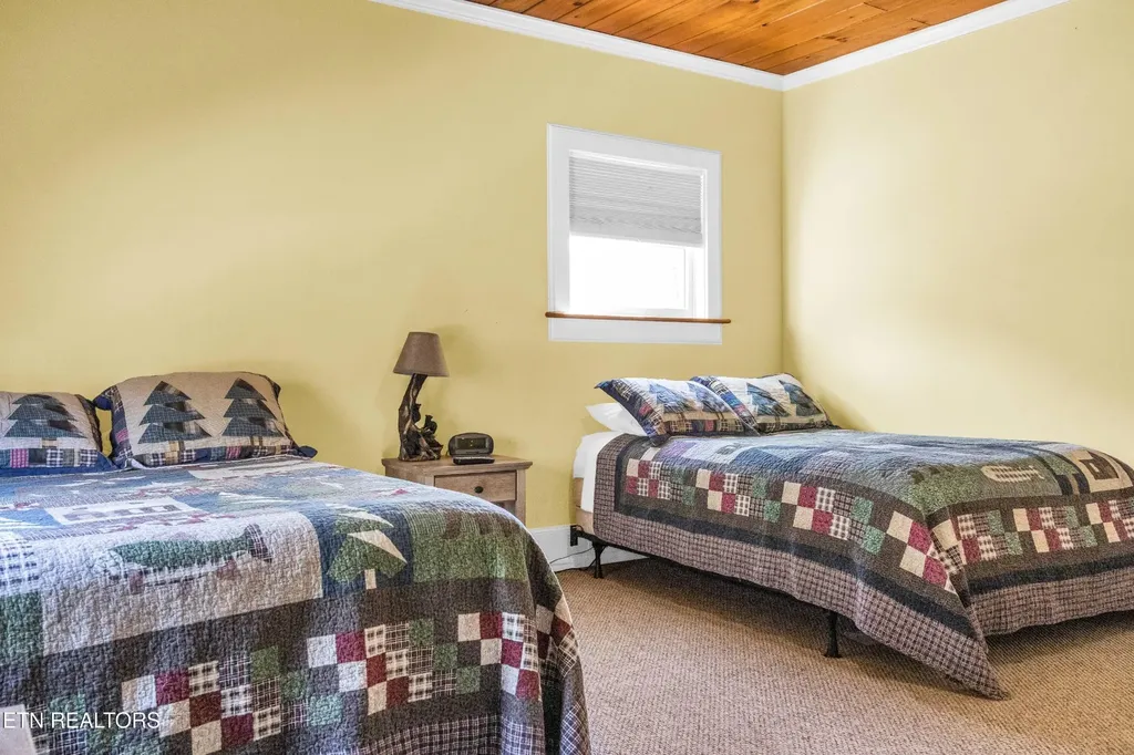 128 Rafter Road Tellico Plains TN 37385