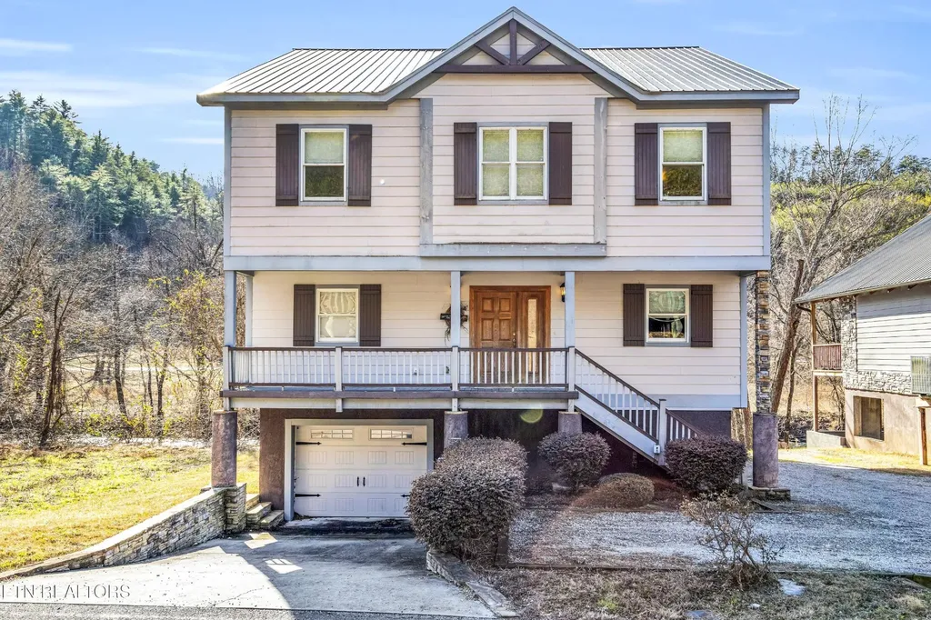 128 Rafter Road Tellico Plains TN 37385