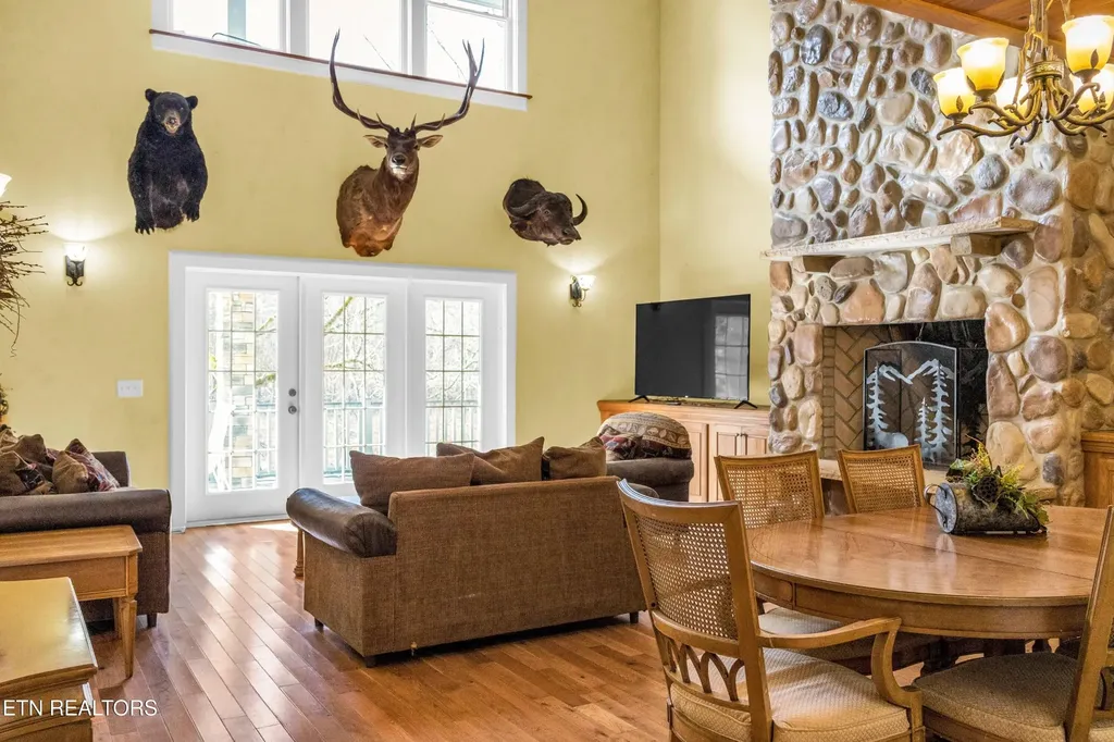 128 Rafter Road Tellico Plains TN 37385