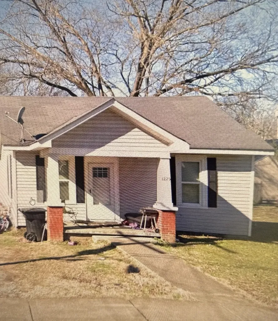 1225 N Spring Street Murfreesboro TN 37130