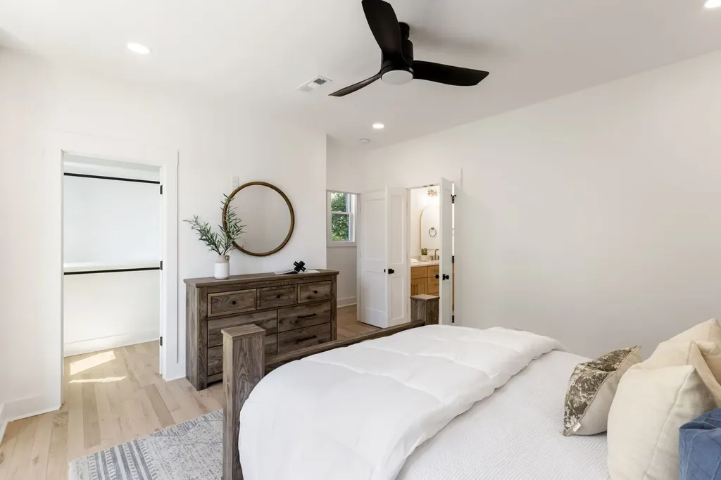 1215 Montgomery Nashville TN 37207