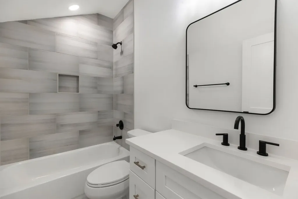 1215 Montgomery Nashville TN 37207