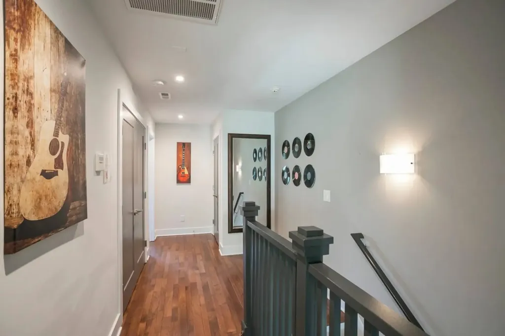 2128 9th Ave, N Nashville TN 37208