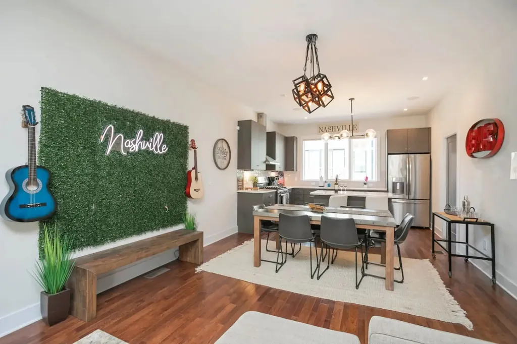 2128 9th Ave, N Nashville TN 37208