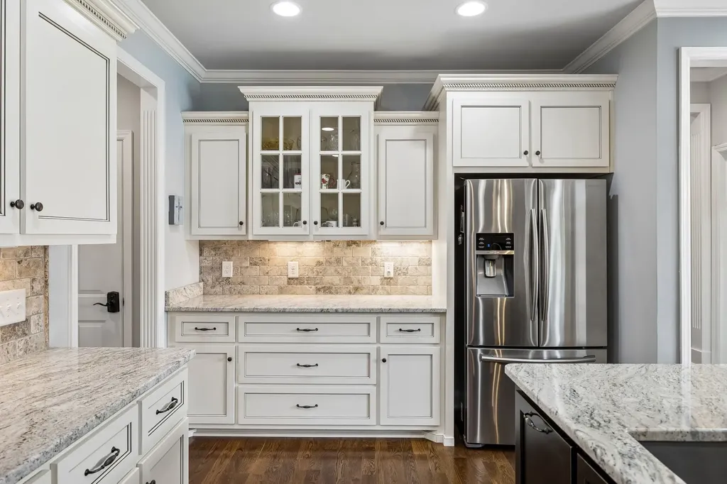 943 Nashs Nook Columbia TN 38401