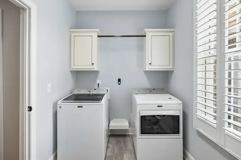 943 Nashs Nook Columbia TN 38401