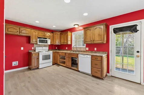152 Mason Street Portland TN 37148