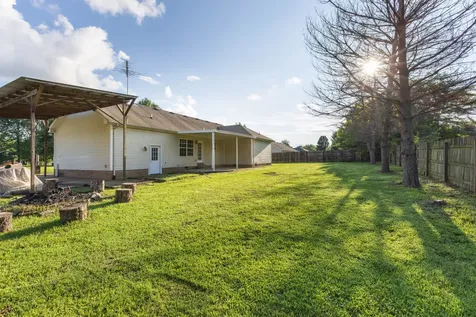 152 Mason Street Portland TN 37148