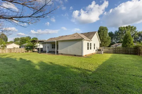 152 Mason Street Portland TN 37148