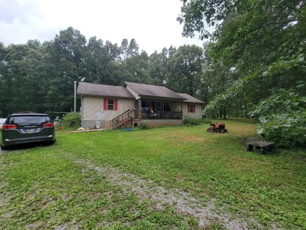 38 Arnolds Way Crossville TN 38571