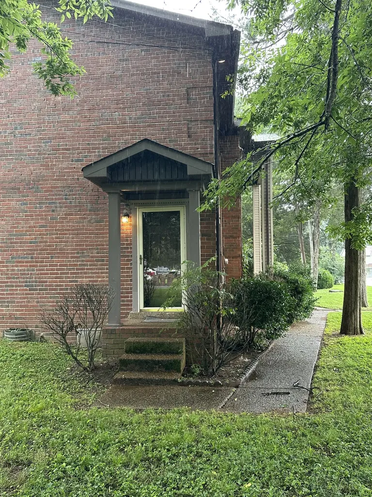 1010 Wesleyville Street Nashville TN 37217