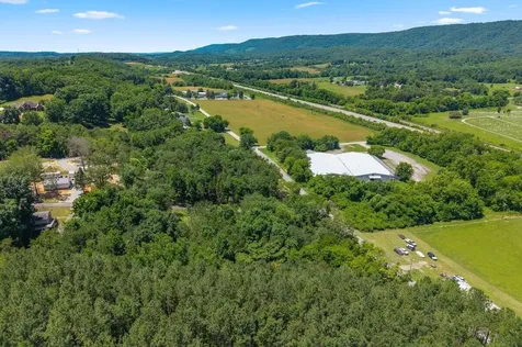 23 Hinch Street Spring City TN 37381