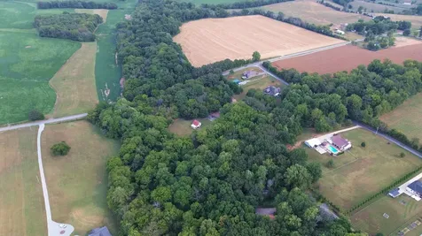 1502 New Deal Potts Road Portland TN 37148