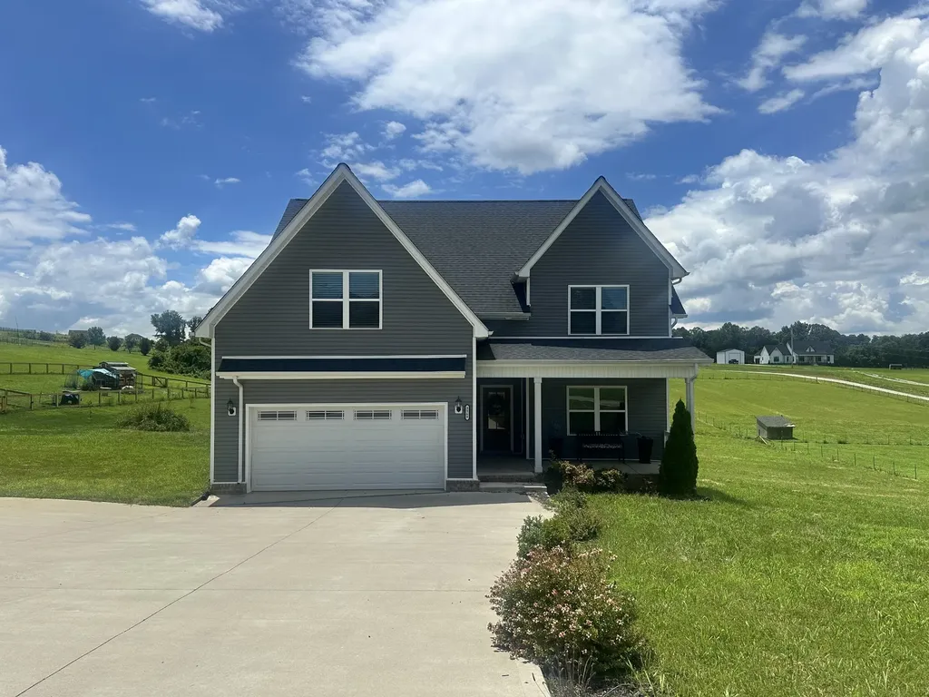 3968 Chapel Hill Road Clarksville TN 37040