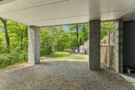 3031 Blue Buck Creek Road Duck River TN 38454