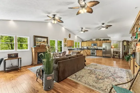 3031 Blue Buck Creek Road Duck River TN 38454