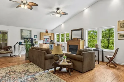 3031 Blue Buck Creek Road Duck River TN 38454