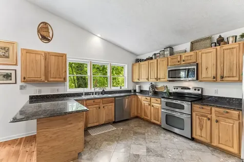 3031 Blue Buck Creek Road Duck River TN 38454