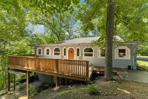 3031 Blue Buck Creek Road Duck River TN 38454
