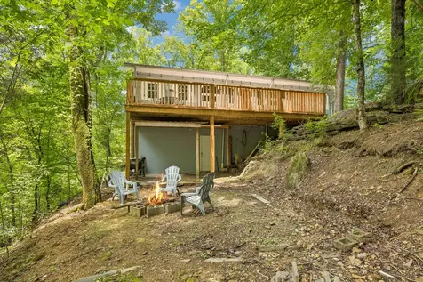 3031 Blue Buck Creek Road Duck River TN 38454