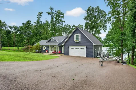 150 Beaverdam Cabin Road Camden TN 38320