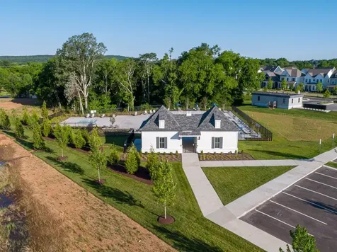 5722 Lennis Lane Murfreesboro TN 37129