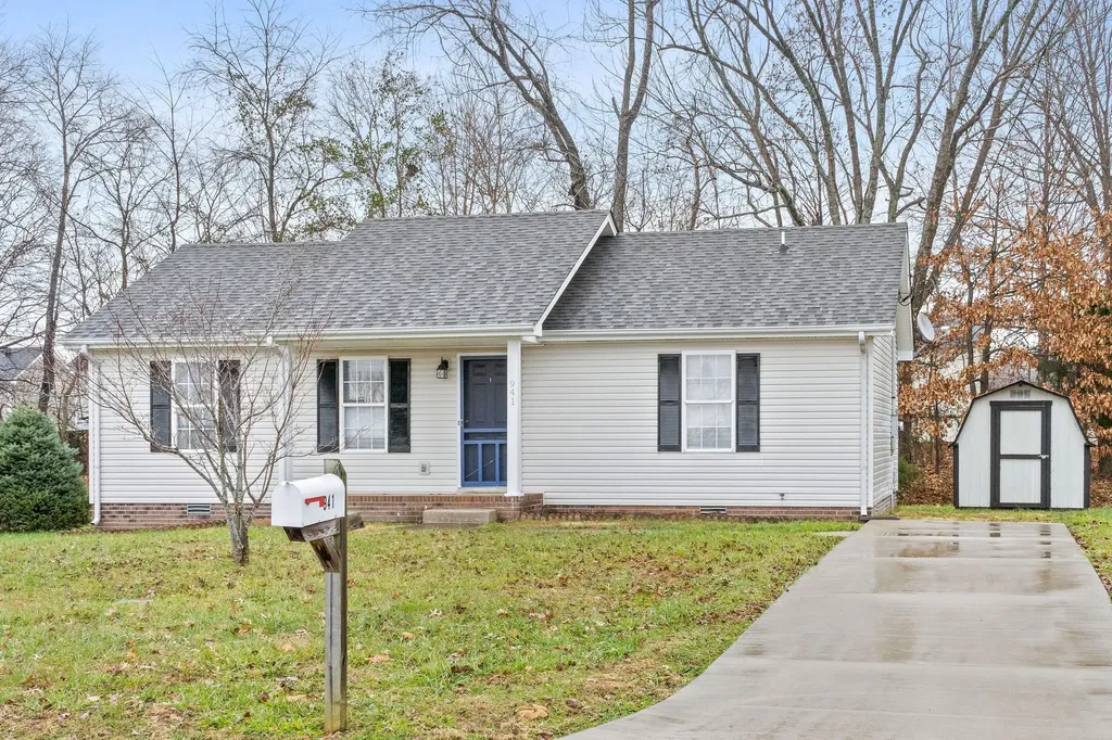 941 Crabapple Lane Clarksville TN 37040