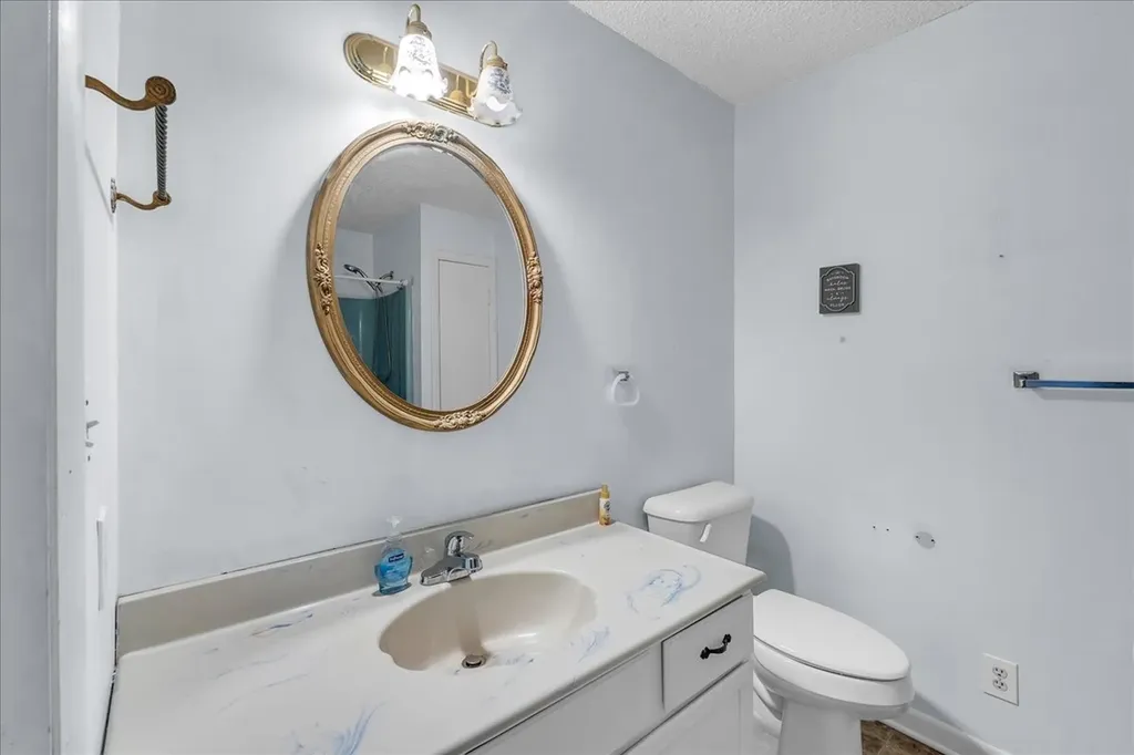 283 Pine Grove Road Smithville TN 37166