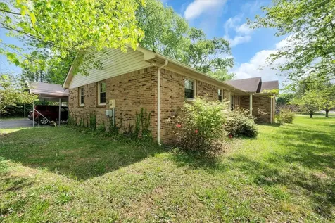 283 Pine Grove Road Smithville TN 37166
