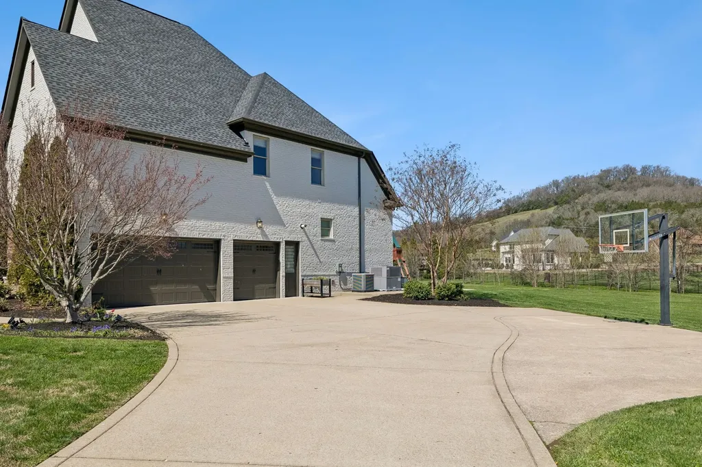 5016 Buds Farm Lane Franklin TN 37064