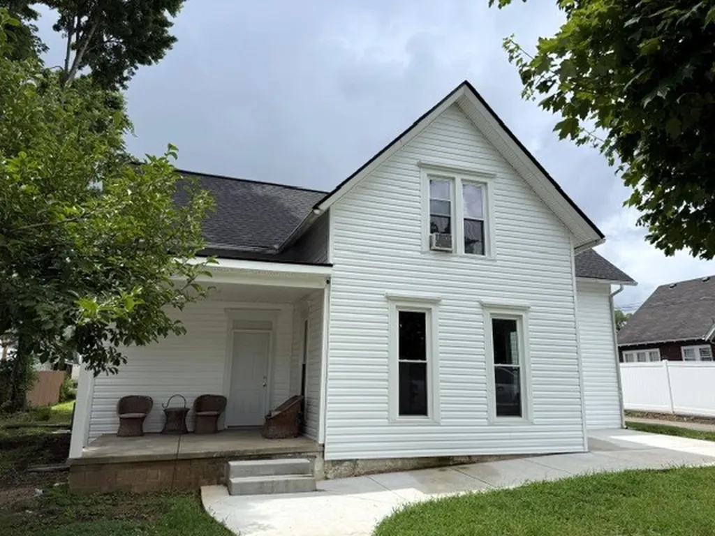 203 Donnell Street Mcminnville TN 37110