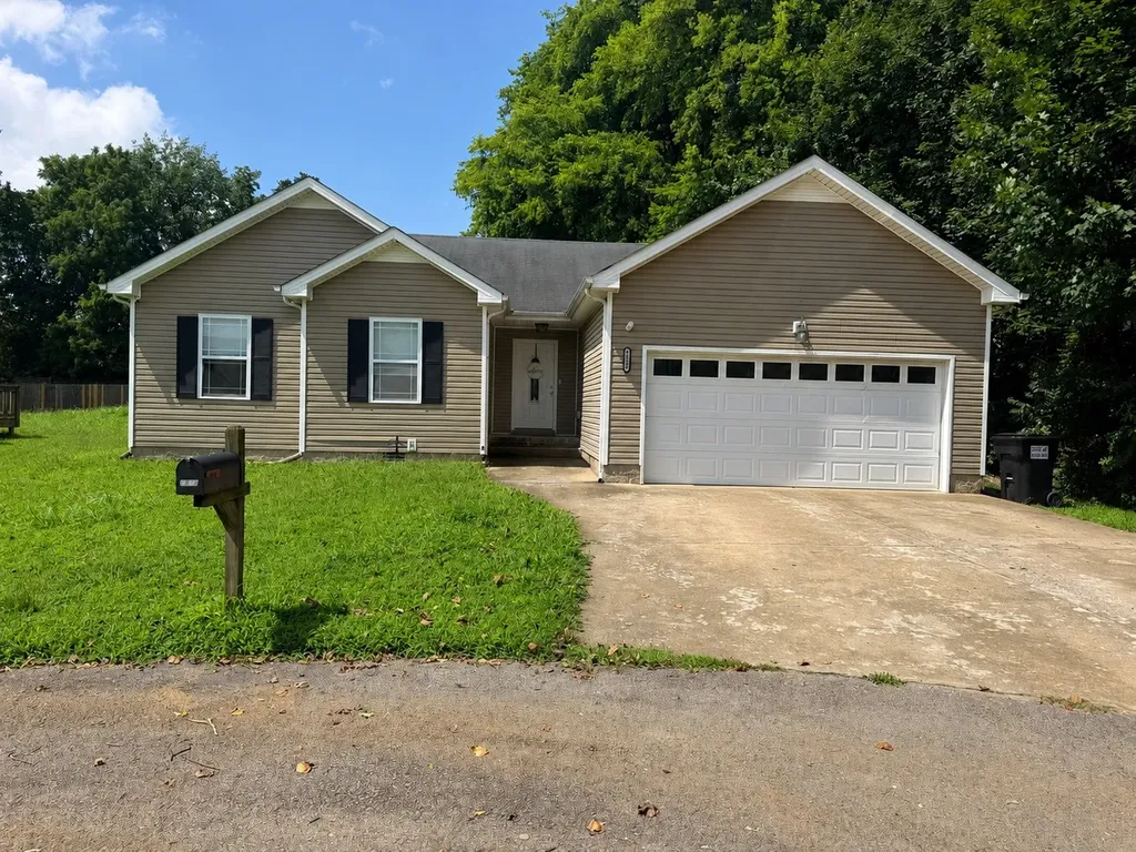 3828 Maliki Drive Clarksville TN 37042