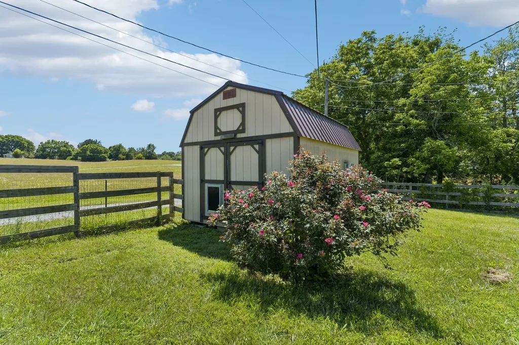 3103 Bearwallow Road Ashland City TN 37015