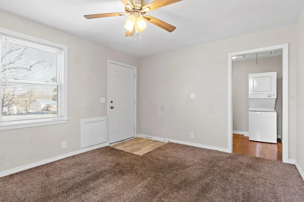 42 Maple Street Clarksville TN 37042