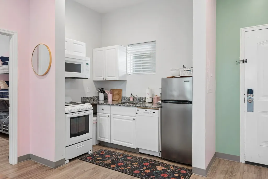 941 Main Street Nashville TN 37206