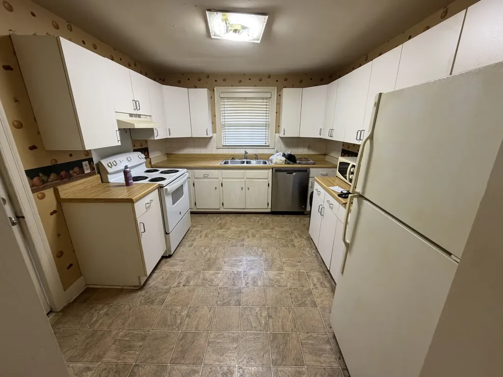 302 Drake Street Goodlettsville TN 37072