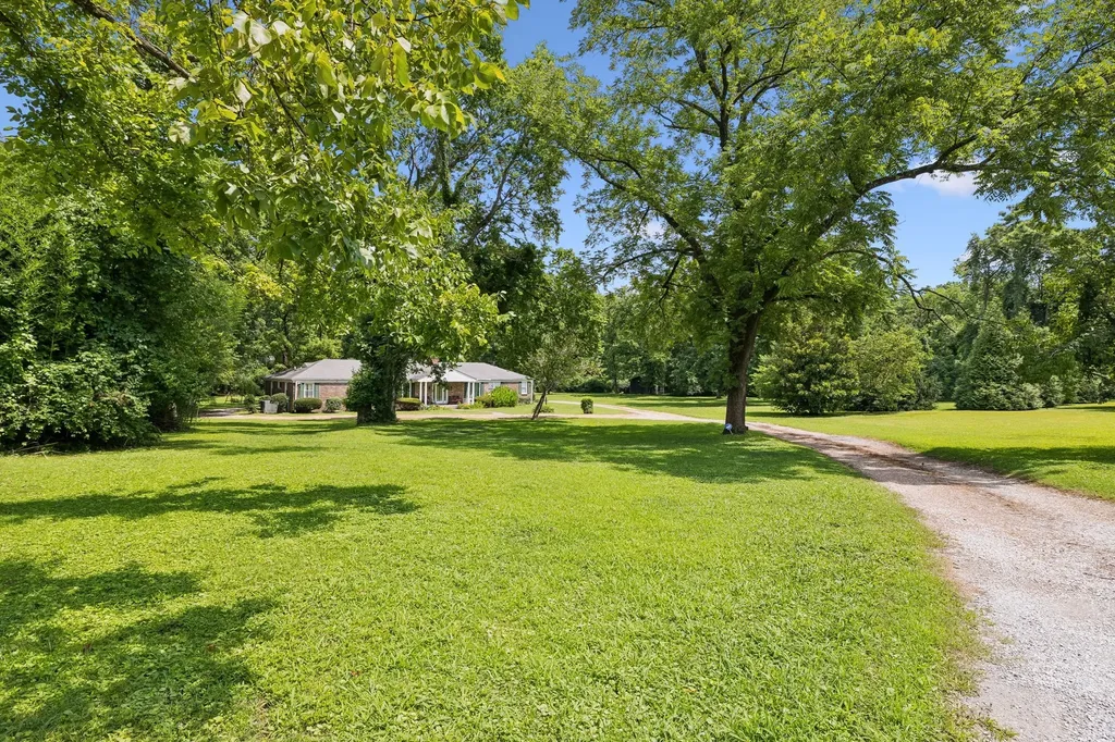 853 Pasadena Drive Nashville TN 37204