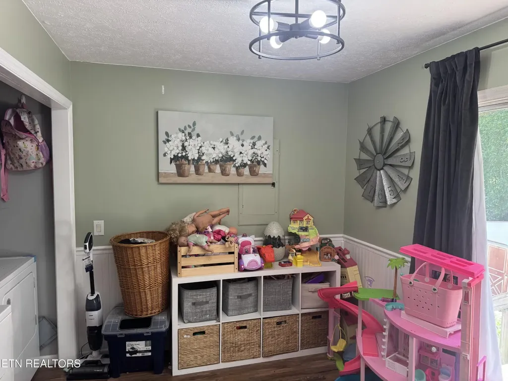 51 Rhododendron Circle Crossville TN 38555