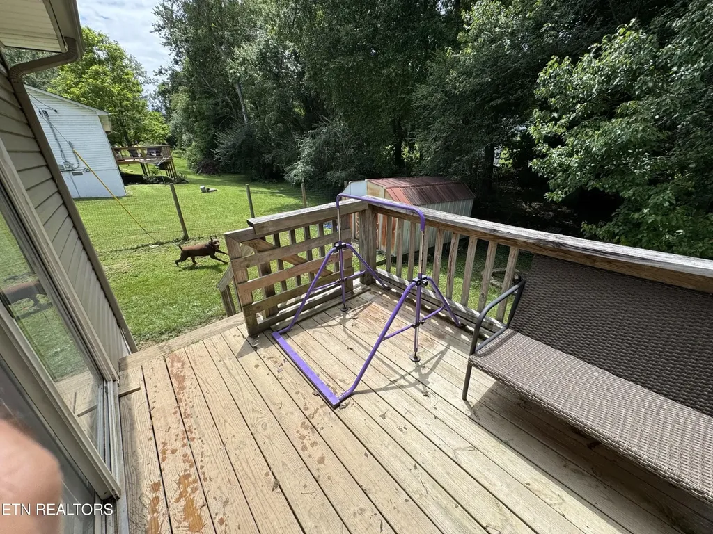 51 Rhododendron Circle Crossville TN 38555