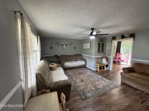 51 Rhododendron Circle Crossville TN 38555