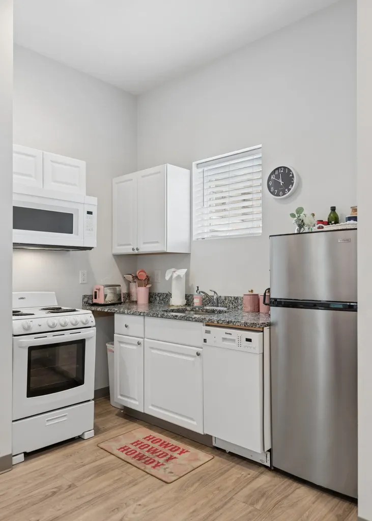 941 Main Street Nashville TN 37206